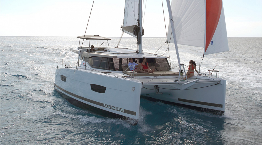 This image has an empty alt attribute; its file name is Catamaran-Fountaine-Pajot-Lucia-40.jpg